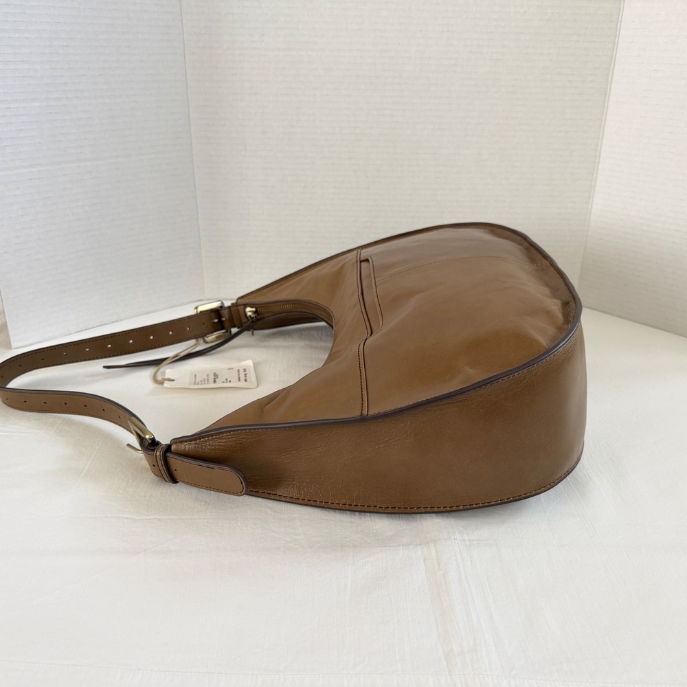 HOBO Int'l PREVAIL Shoulder Bag Mink NWT Crescent-Shaped Zip Top - Picture 7 of 11